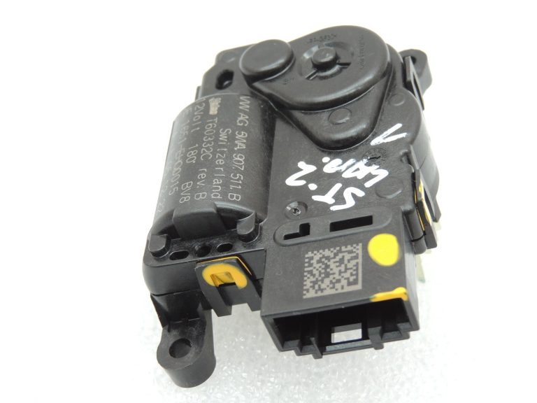 Seat Cupra Leon KL8 Formentor gaisa kondicioniera regulatora piedziņa labajā pusē 5Q0898511F