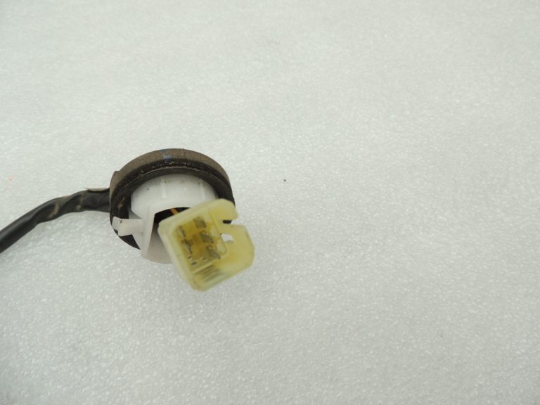 Suzuki SX4 I Hečbeks Aizmugurējais lukturis Labais 35658-79J00