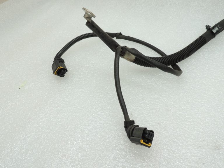 Citroen C3 II SC A51 1.2i VTi akumulatora spaile akumulatora pozitīvā spaile elektroinstalācijas instalācija 9804064180