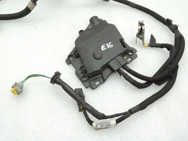 Citroen C3 II SC A51 1.2i VTi akumulatora spaile akumulatora pozitīvā spaile elektroinstalācijas instalācija 9804064180