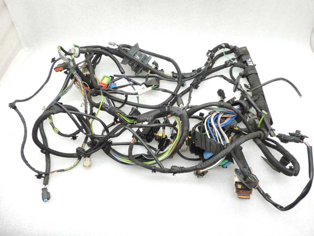 Citroen C3 II SC A51 1.2i Vti engine compartment wiring harness ABS connector ECU 96AP252480