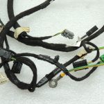 Peugeot 207 aizmugurējo durvju instalācijas siksna bagāžnieka vāks 9661147880