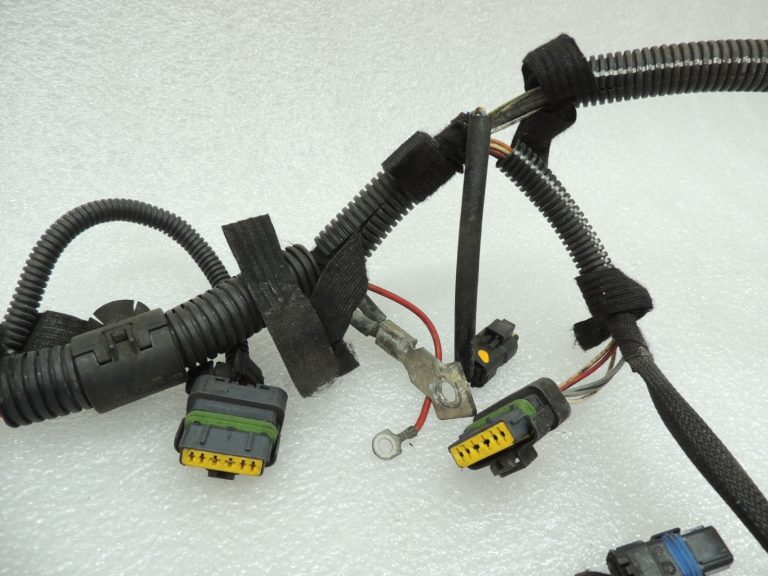 Peugeot 307 1.6i 16V benzīns NFU TU5JP4 Dzinēja elektroinstalācija 9650719980