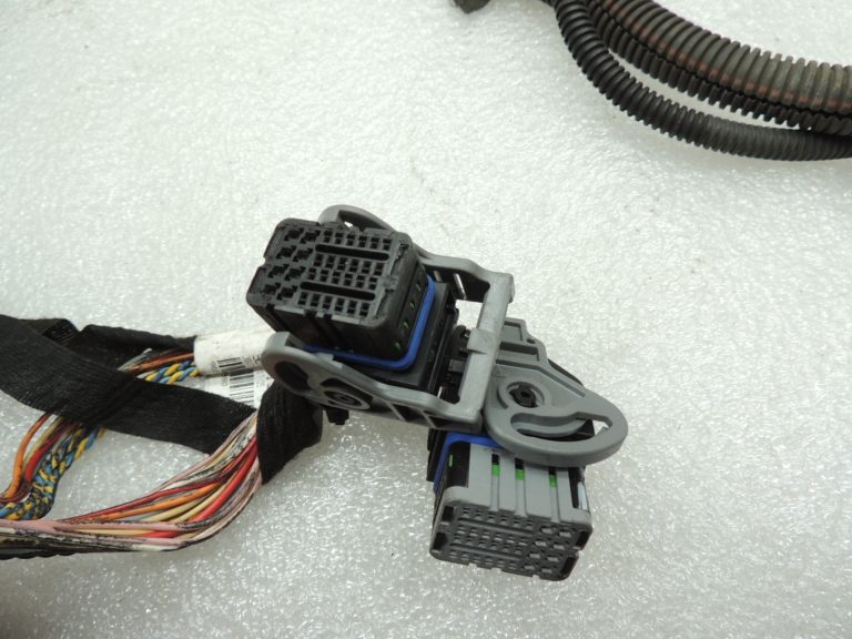 Peugeot 307 1.6i 16V benzīns NFU TU5JP4 Dzinēja elektroinstalācija 9650719980