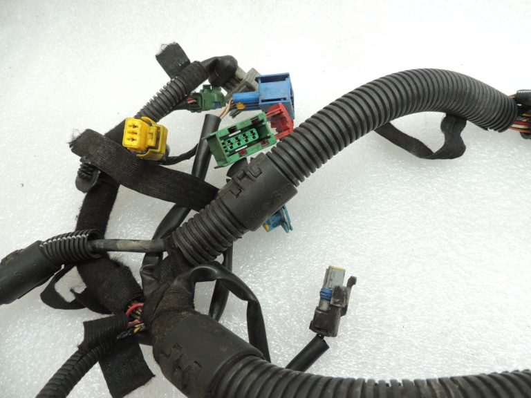Peugeot 307 1.6i 16V benzīns NFU TU5JP4 Dzinēja elektroinstalācija 9650719980