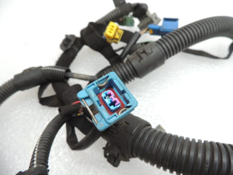 Peugeot 307 1.6i 16V benzīns NFU TU5JP4 Dzinēja elektroinstalācija 9650719980
