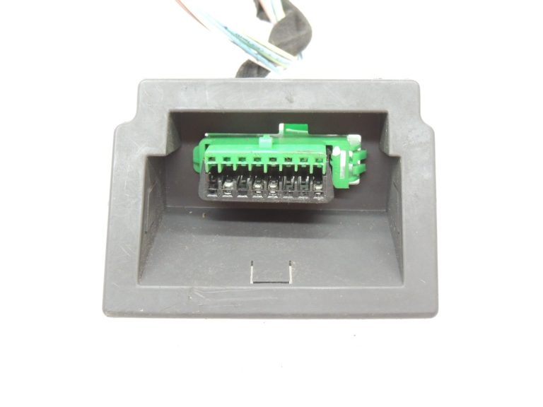 Lancia Phedra OBD 2 diagnostikas savienotājs OBD2 diagnostikas ports