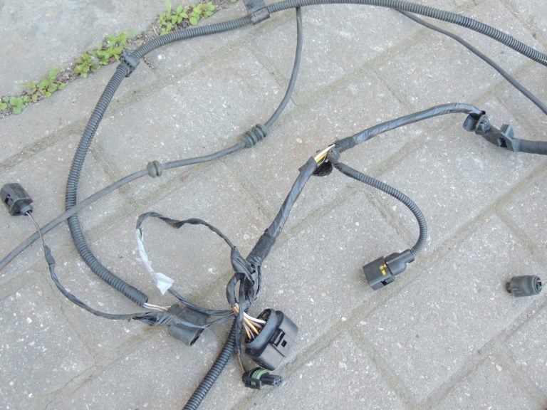 Skoda Fabia II 5J 1,4i BXW Virsbūves elektroinstalācija Virsbūves elektroinstalācija