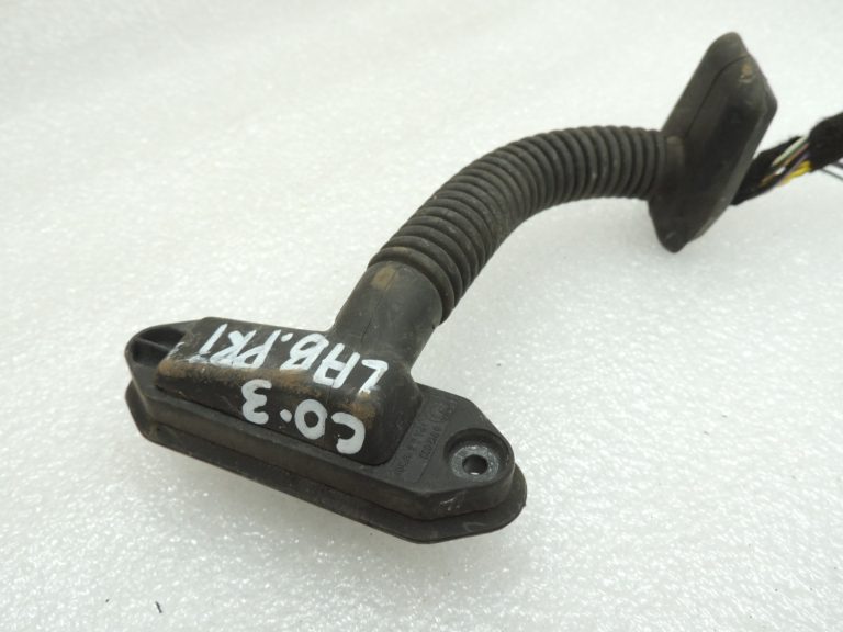 Mini Cooper R50 R53 Durvju instalācijas instalācija priekšējā labajā pusē pasažiera pusē 6112691579