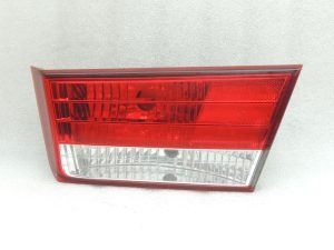 Hyundai Sonata V 2004-06 Aizmugurējā labā iekšējā aizmugurējā gaisma 924143K010