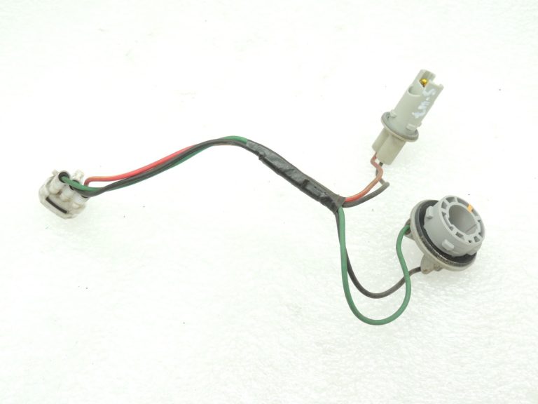 Suzuki Grand Vitara I SQ420 Priekšējo lukturu spuldzes turētāja elektroinstalācijas instalācija 3561865D00