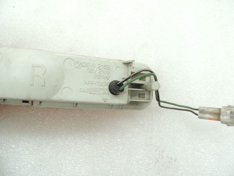 Subaru Impreza I indikatora priekšējais labais indikators 84441FA060