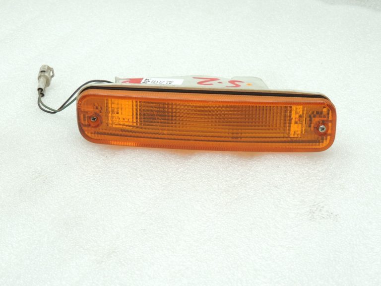 Subaru Impreza I indikatora priekšējais labais indikators 84441FA060