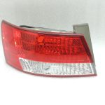 Hyundai Sonata V NF 2004-06 Aizmugurējais kreisais ārējais aizmugurējais lukturis 924113K000