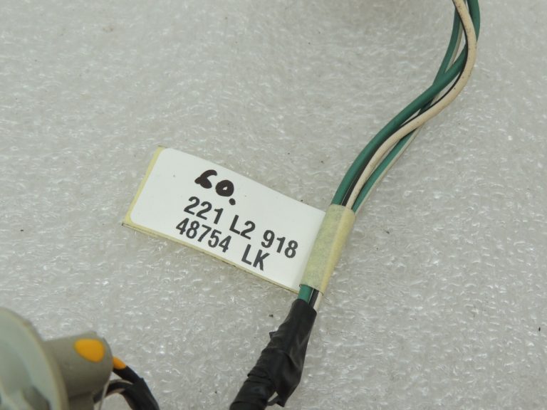 Toyota Rav 4 II XA20 2003-2005 Facelift aizmugurējais lukturis 8155542040