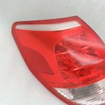 Toyota Rav 4 II XA30 2005-2006 aizmugurējais kreisais ārējais aizmugurējais lukturis 8156142090