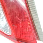 Toyota Yaris XP13 aizmugurējais kreisais aizmugurējais lukturis 815610D370 81561-0D370