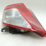 Toyota Yaris XP13 aizmugurējais kreisais aizmugurējais lukturis 815610D370 81561-0D370