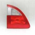 Ford Galaxy 2000-2003 Aizmugures gaisma Aizmugures kreisais iekšējais apgaismojums YM2113A603AB