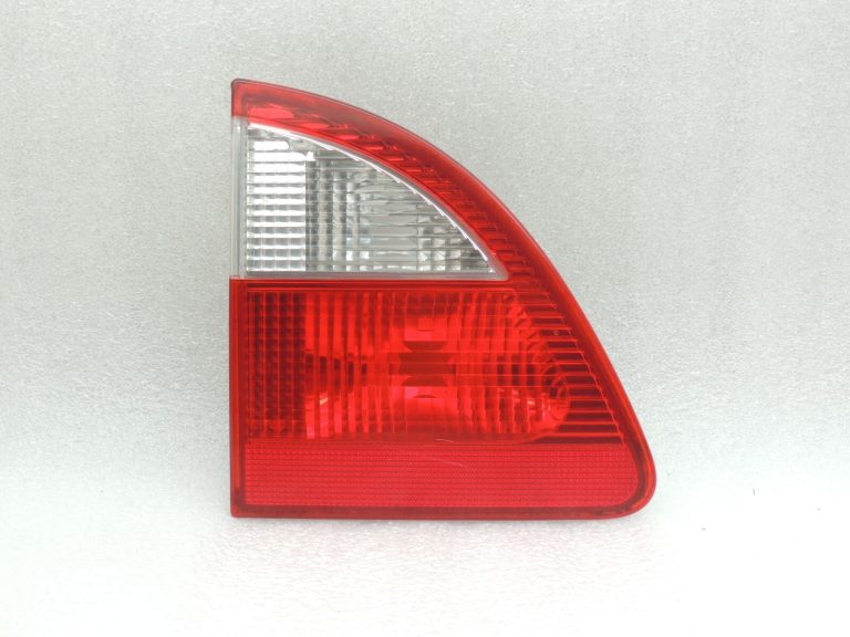 Ford Galaxy 2000-2003 Aizmugures gaisma Aizmugures kreisais iekšējais apgaismojums YM2113A603AB