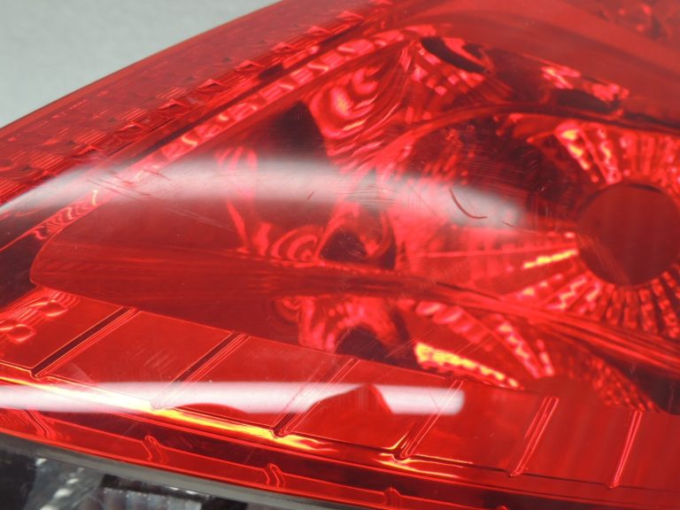 Ford fiesta VI hečbeks aizmugurējais lukturis labais aizmugurējais lukturis 8A61-13404-AE