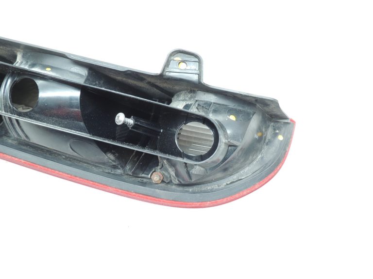 Ford Focus II Turnier Kombi aizmugurējais lukturis pa labi 4M5113A602CB