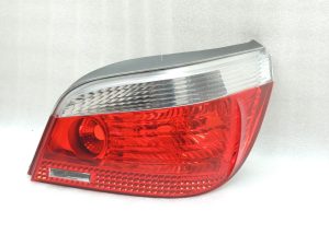 BMW 5. sērijas E60 Sedans Aizmugures lukturis Aizmugures labā puse 63217165738