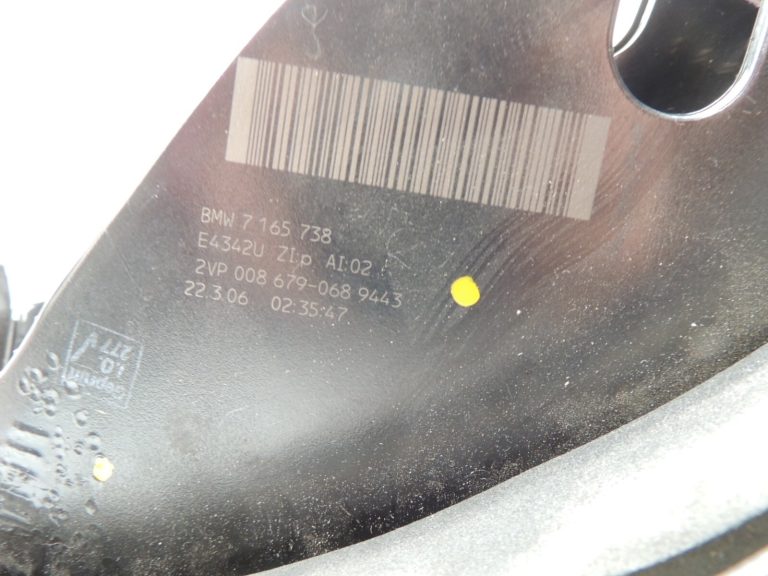 BMW 5. sērijas E60 Sedans Aizmugures lukturis Aizmugures labā puse 63217165738