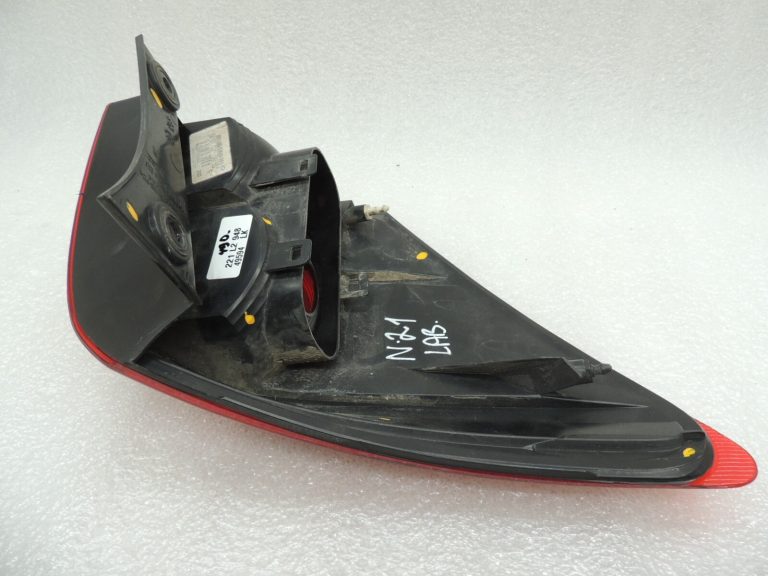 Nissan Qashqai J10 Aizmugurējais labais ārējais aizmugurējais lukturis 26554JD00A