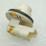 Nissan Qashqai J10 aizmugurējā apgaismojuma spuldzes turētājs spuldzes turētājs salons 26242AU400