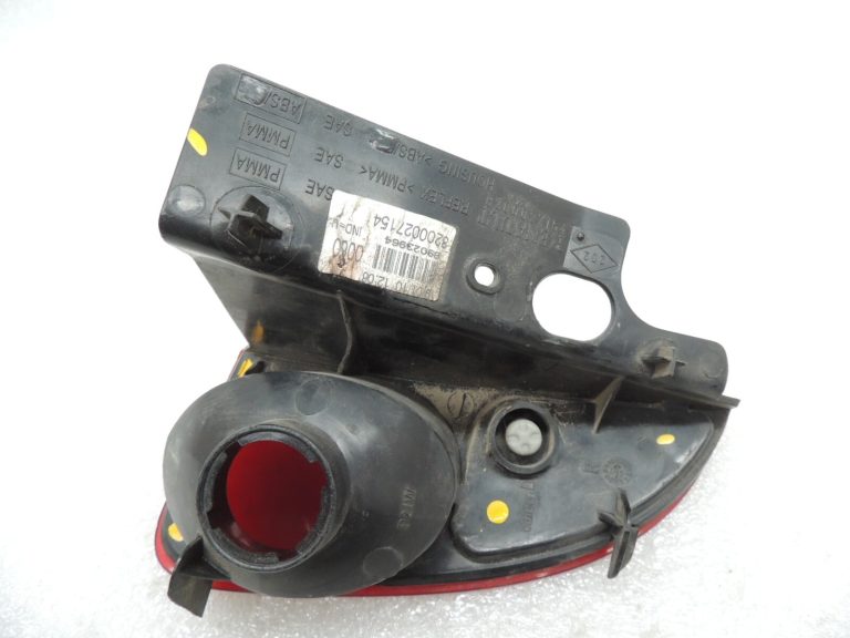 Renault Espace IV Aizmugures miglas lukturis Aizmugures labās puses miglas lukturis 8200027154