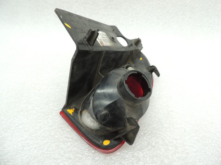 Renault Espace IV Aizmugures miglas lukturis Aizmugures labās puses miglas lukturis 8200027154