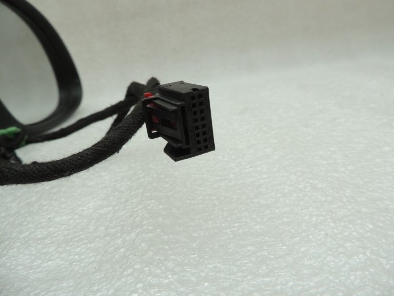 VW Tiguan 5N Ārējais spogulis pa labi DECKABLE B9A / LB9A 5N1857502AK