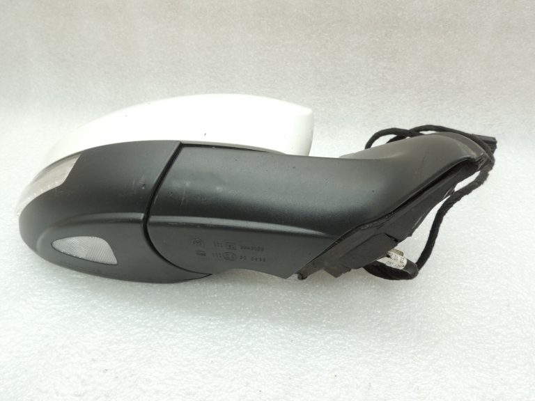 VW Tiguan 5N Ārējais spogulis pa labi DECKABLE B9A / LB9A 5N1857502AK