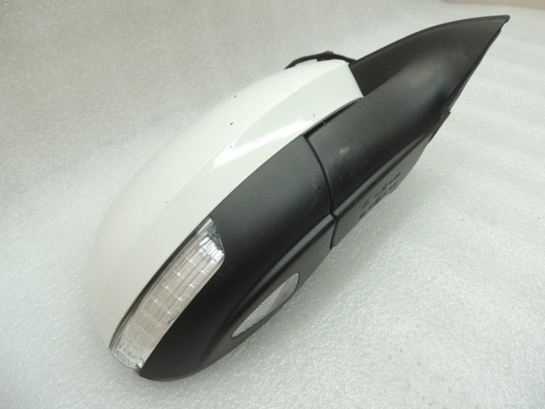 VW Tiguan 5N Ārējais spogulis pa labi DECKABLE B9A / LB9A 5N1857502AK
