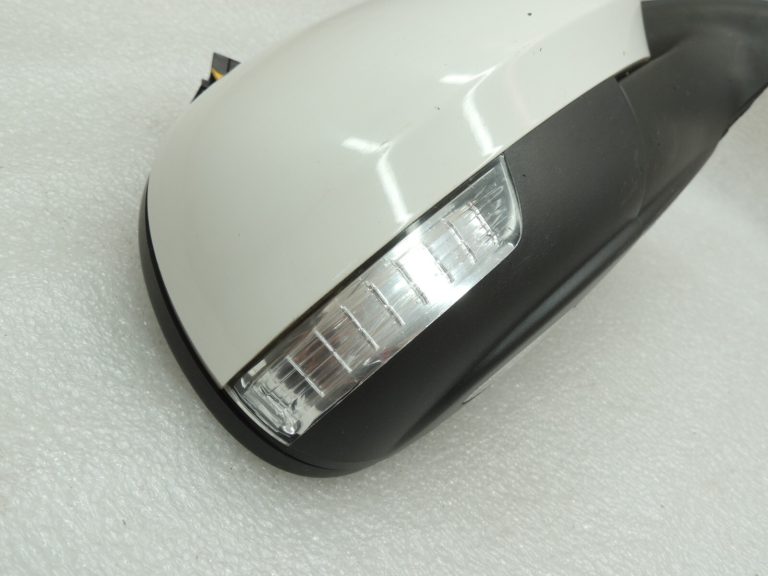 VW Tiguan 5N Ārējais spogulis kreisais DECKABLE B9A / LB9A 5N1857501AH
