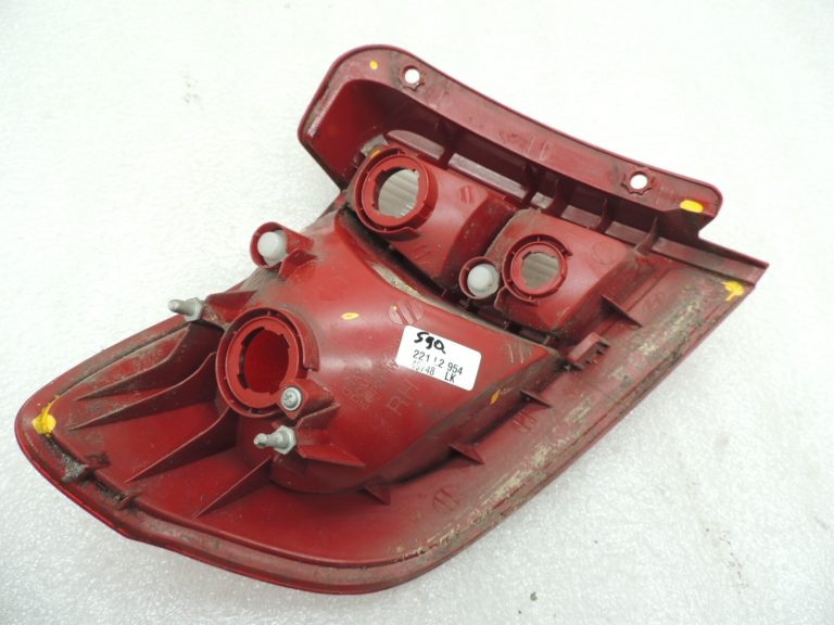 Hyundai Getz 06- Aizmugurējais lukturis labais aizmugurējais lukturis 924201C500