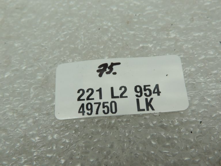 Hyundai Getz 02-05 aizmugurējā luktura kronšteins kreisais vai labais 924191C010