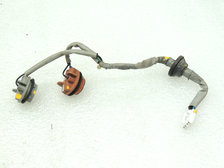 Hyundai Santa FE II 05-09 Aizmugurējā apgaismojuma spuldzes turētājs 924802B000