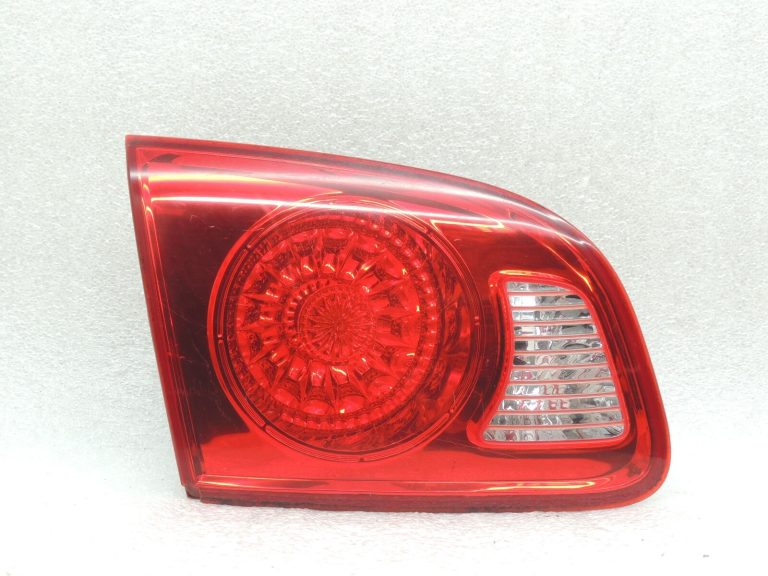Hyundai Santa FE II 09 Aizmugurējais lukturis iekšpusē kreisais aizmugurējais lukturis 924502B000 Mazs DEFEKTĪVS