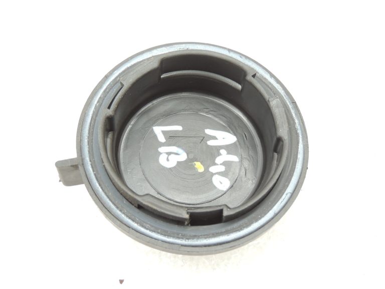 Chevrolet Captiva C100 2006-2010 Halogēna priekšējo tuvās gaismas lukturu vāciņš