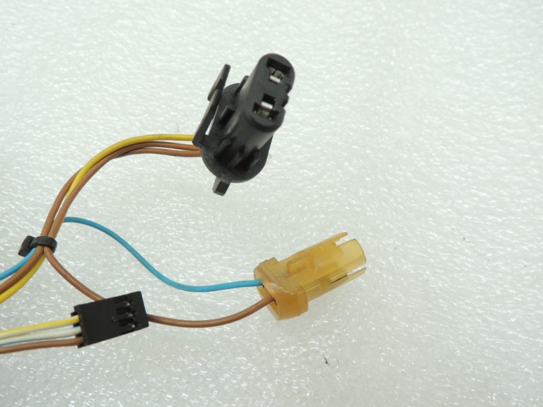 Volvo S40 II V50 C30 Halogēna lukturu instalācijas instalācija HB3 H7 spraudnis T10