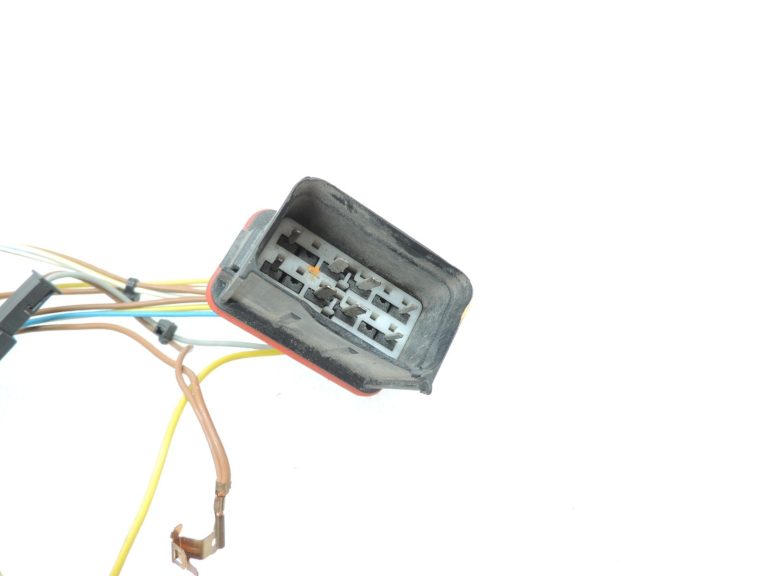 Volvo S40 II V50 C30 Halogēna lukturu instalācijas instalācija HB3 H7 spraudnis T10