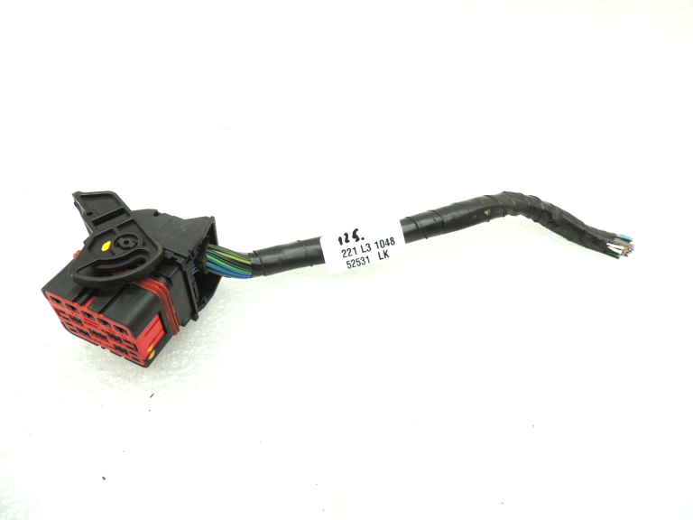 Ford Fiesta VI CB1 EDC17C10 Motora vadības bloka savienotājs 53PIN sievišķais savienotājs