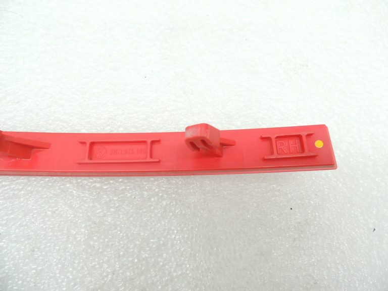Oriģinālais VW Tiguan 5N, 08-18 gads Bampera atstarotājs pa labi 5N0945106