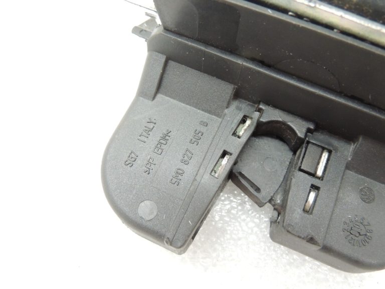 Oriģināls VW Tiguan 5N 08-11 gads Aizmugures durvju slēdzene 5M0827505B