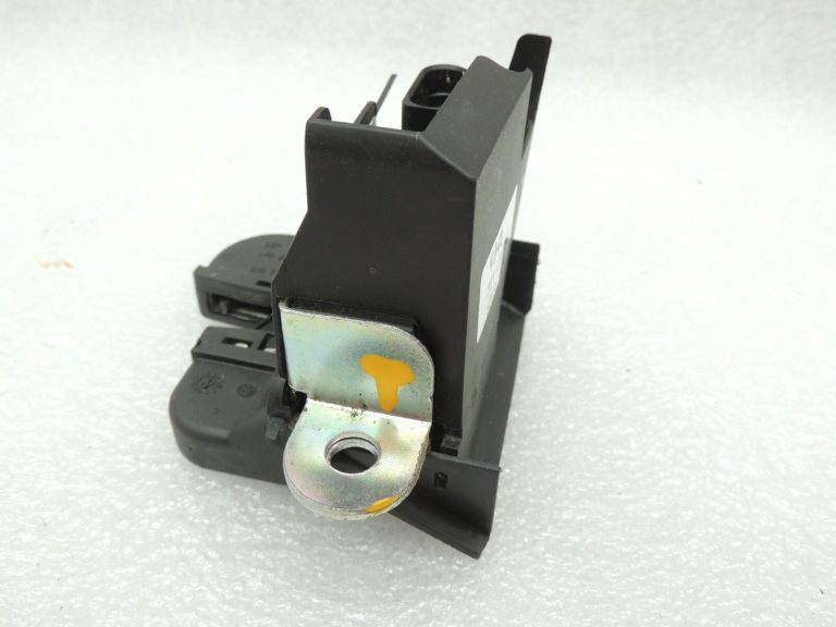 Oriģināls VW Tiguan 5N 08-11 gads Aizmugures durvju slēdzene 5M0827505B