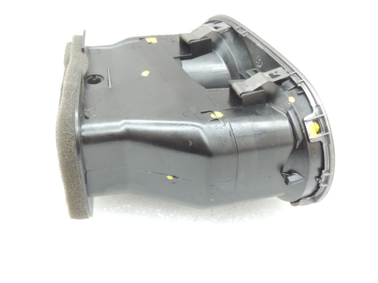 VW Tiguan 5N 08-11 Gaisa ventilācijas atveres priekšējais kreisais 5N0819703A