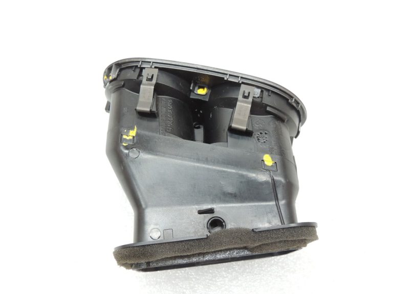 VW Tiguan 5N 08-11 Gaisa izplūdes atveres priekšējā labā 5N0819704A