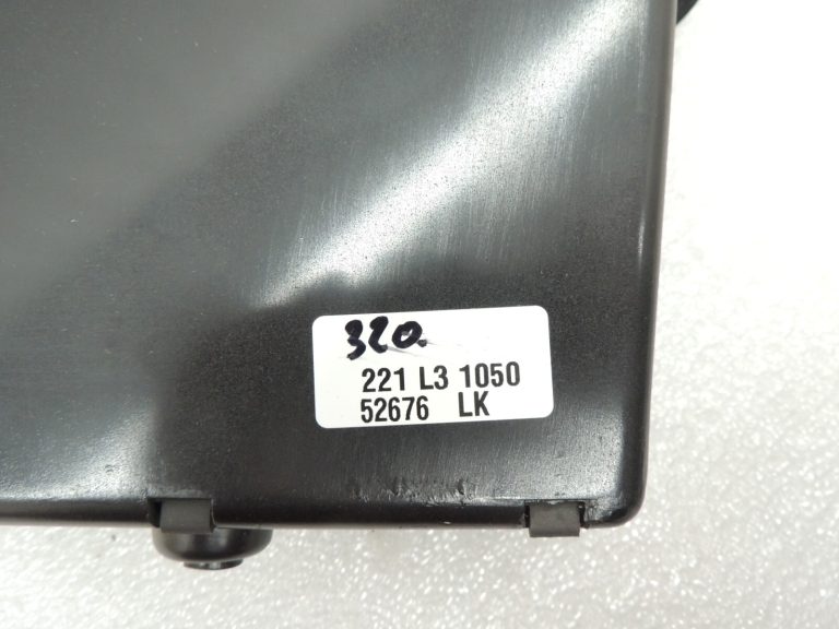 VW Tiguan 5N 08-11 Noliktavas nodalījuma vāks Klimata kontroles paneļa vāks 5M0820039C